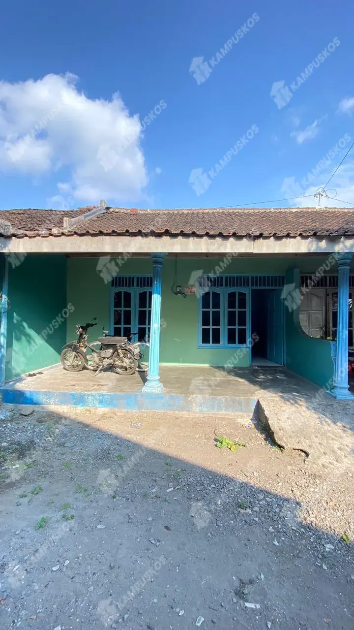 DIKONTRAKAN RUMAH 2 KAMAR AREA AMIKOM 2K04AL131025