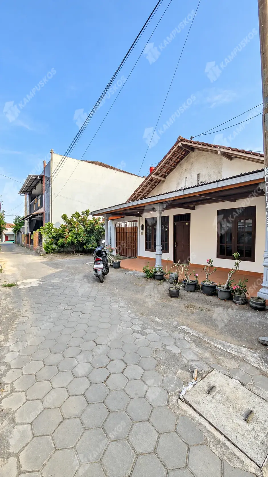 🏡DIKONTRAKAN COCOK BUAT KANTOR/KELUARGA BESAR MURAH ADEM AREA MAGUWOHARJO DEKET PUSAT PEMBELAJAAN * WK112605032K 🏡